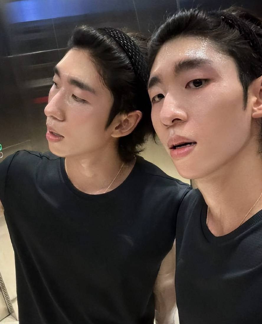 -韩国轮滑名将登上领奖台喜获冠军