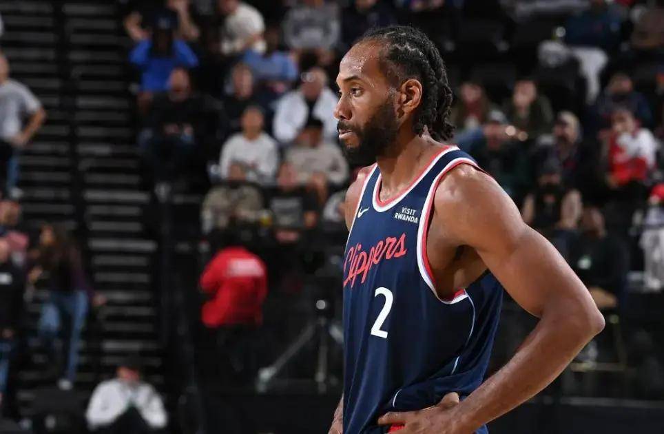 DB电竞竞猜入口-快船队员突破个人最高得分,助队获胜