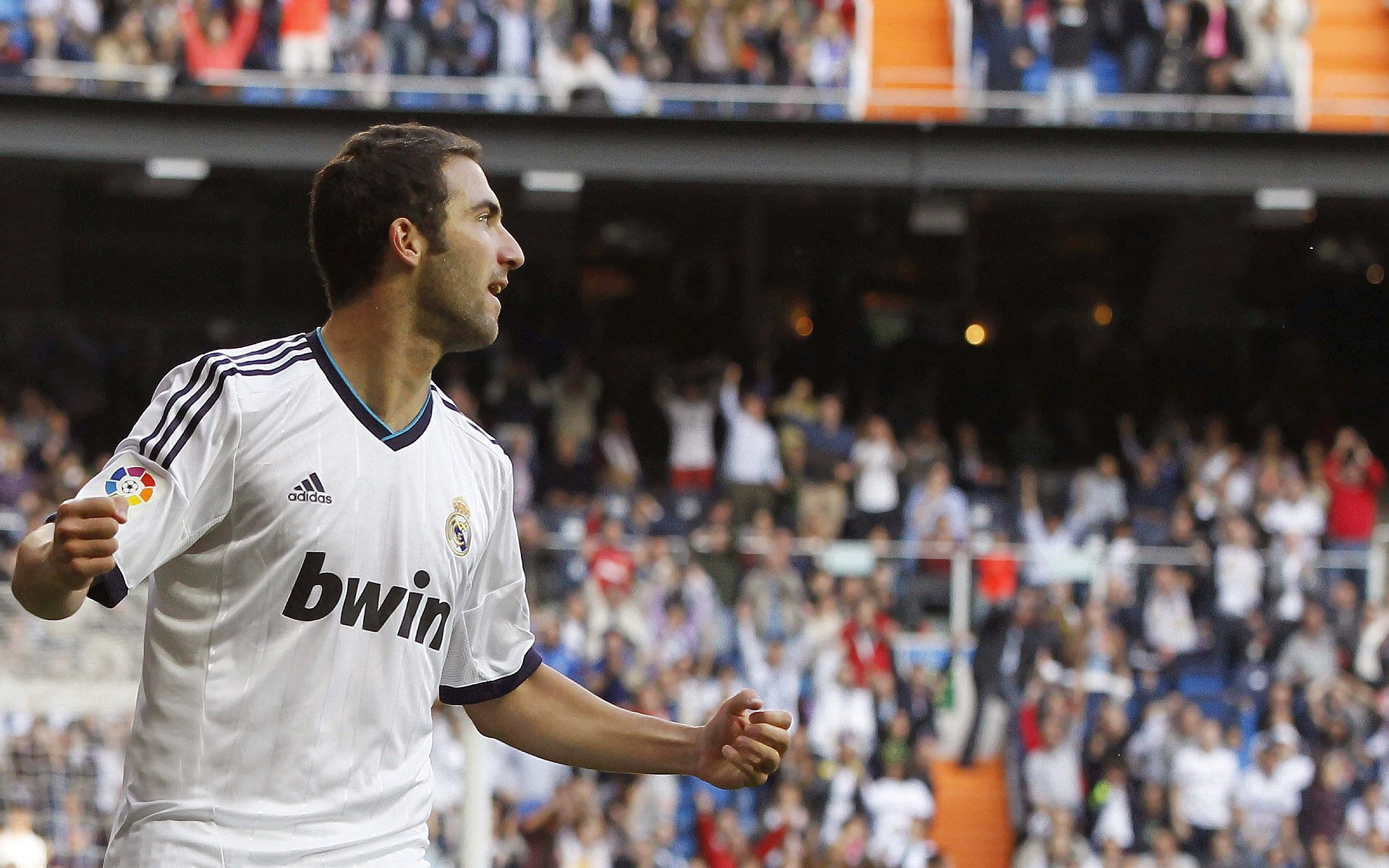 莱万独舞亚平宁，尤文完胜摩洛哥演绎意甲新秩序